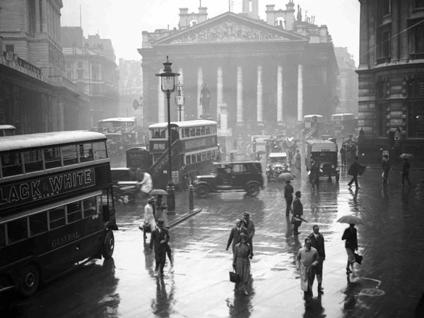 Bank Underground Station in 1923